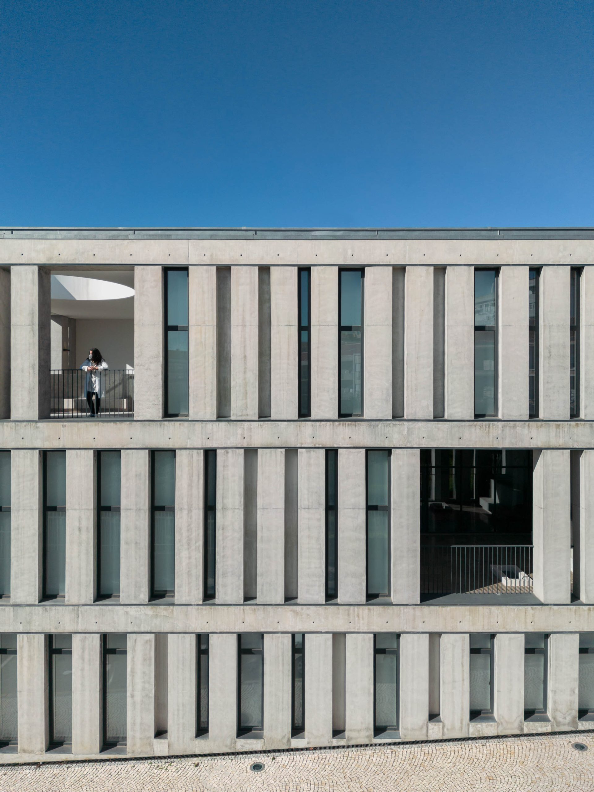Ambulatorio Hospital Amato Lusitano do atelier de arquitetura HA Atelier e fotografia de Ivo Tavares studio