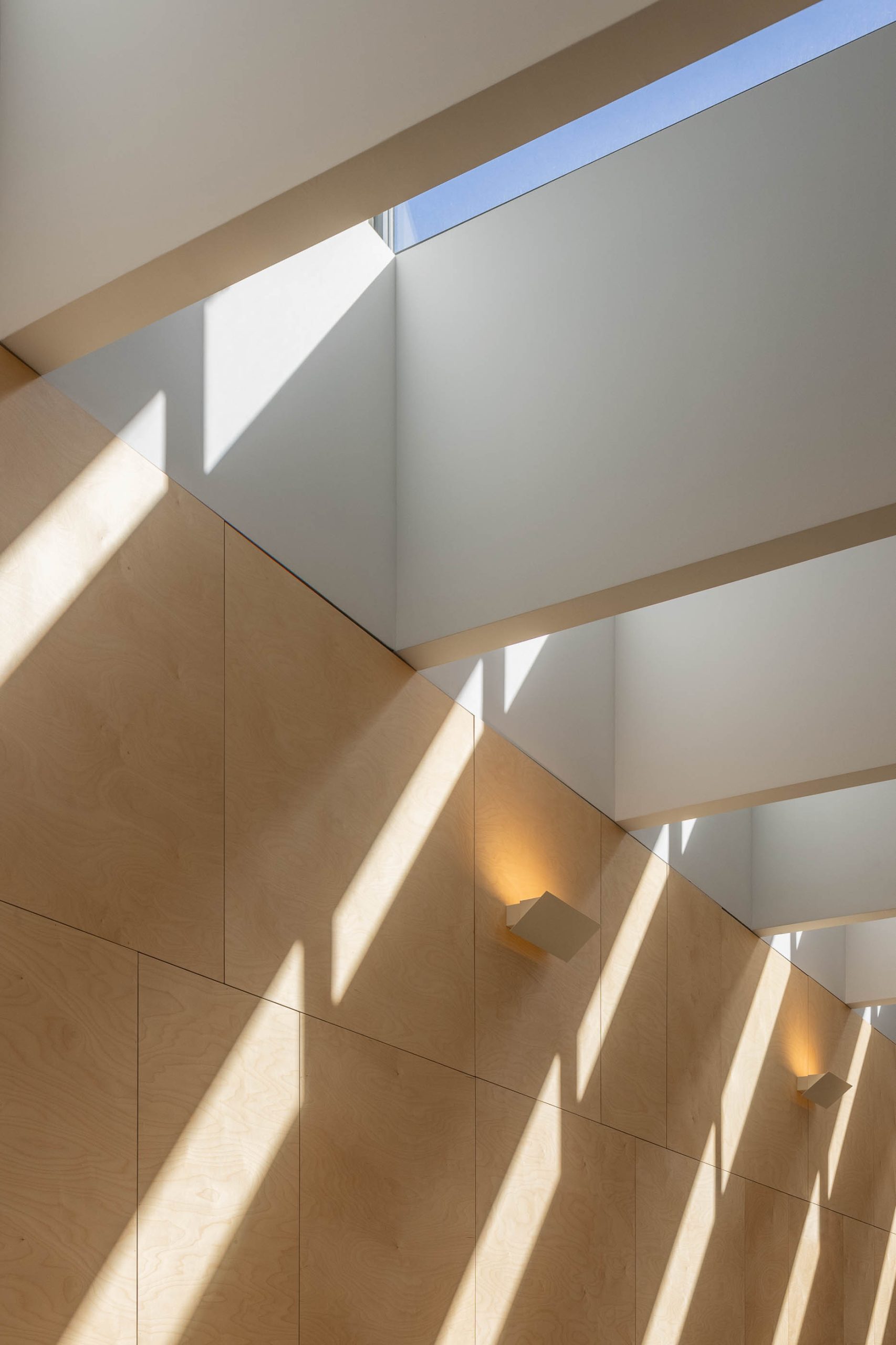 Ambulatorio Hospital Amato Lusitano do atelier de arquitetura HA Atelier e fotografia de Ivo Tavares studio