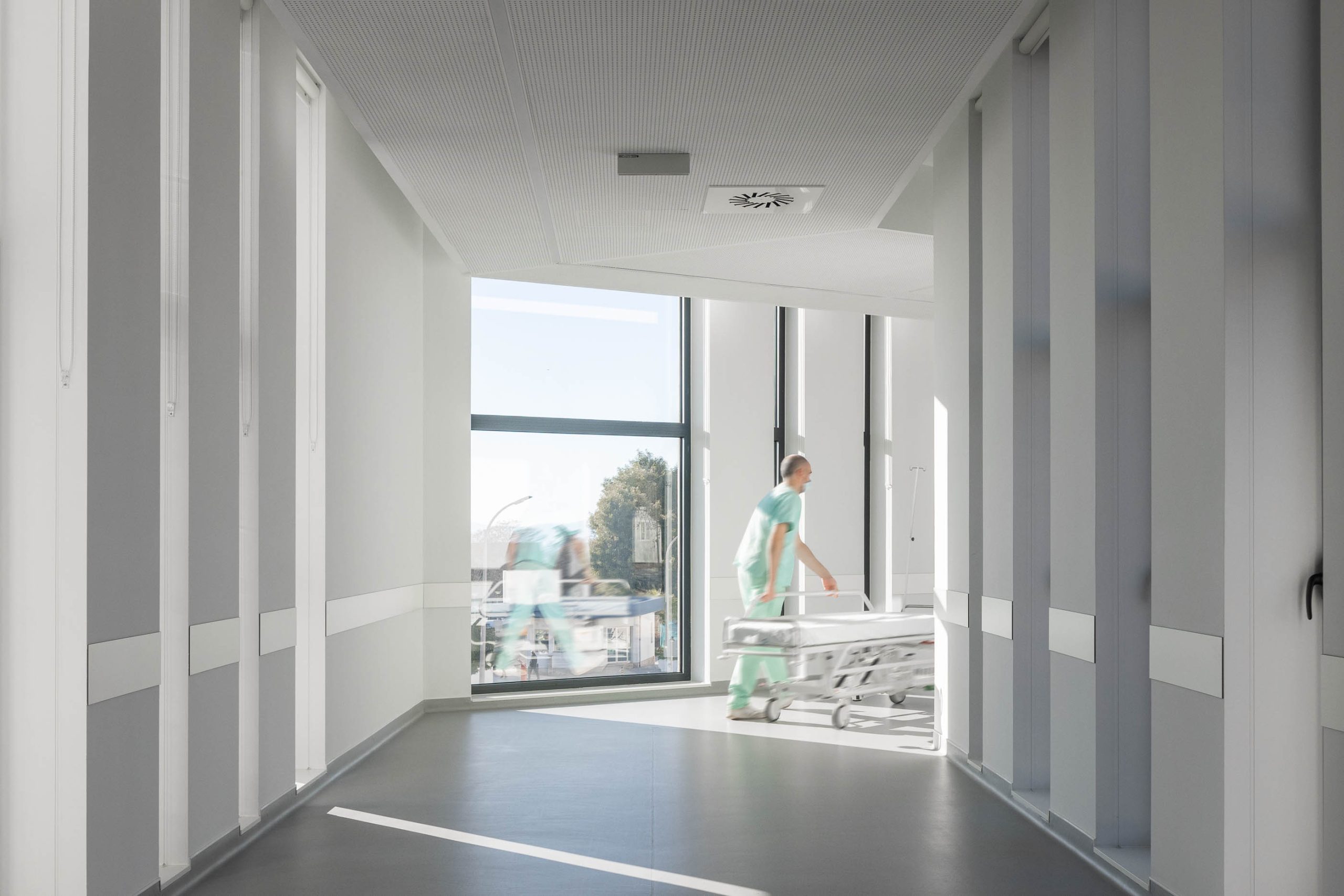 Ambulatorio Hospital Amato Lusitano do atelier de arquitetura HA Atelier e fotografia de Ivo Tavares studio